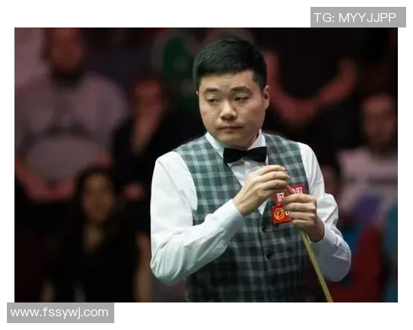 足球明星黑皮甜豆的传奇人生与场上风采揭秘